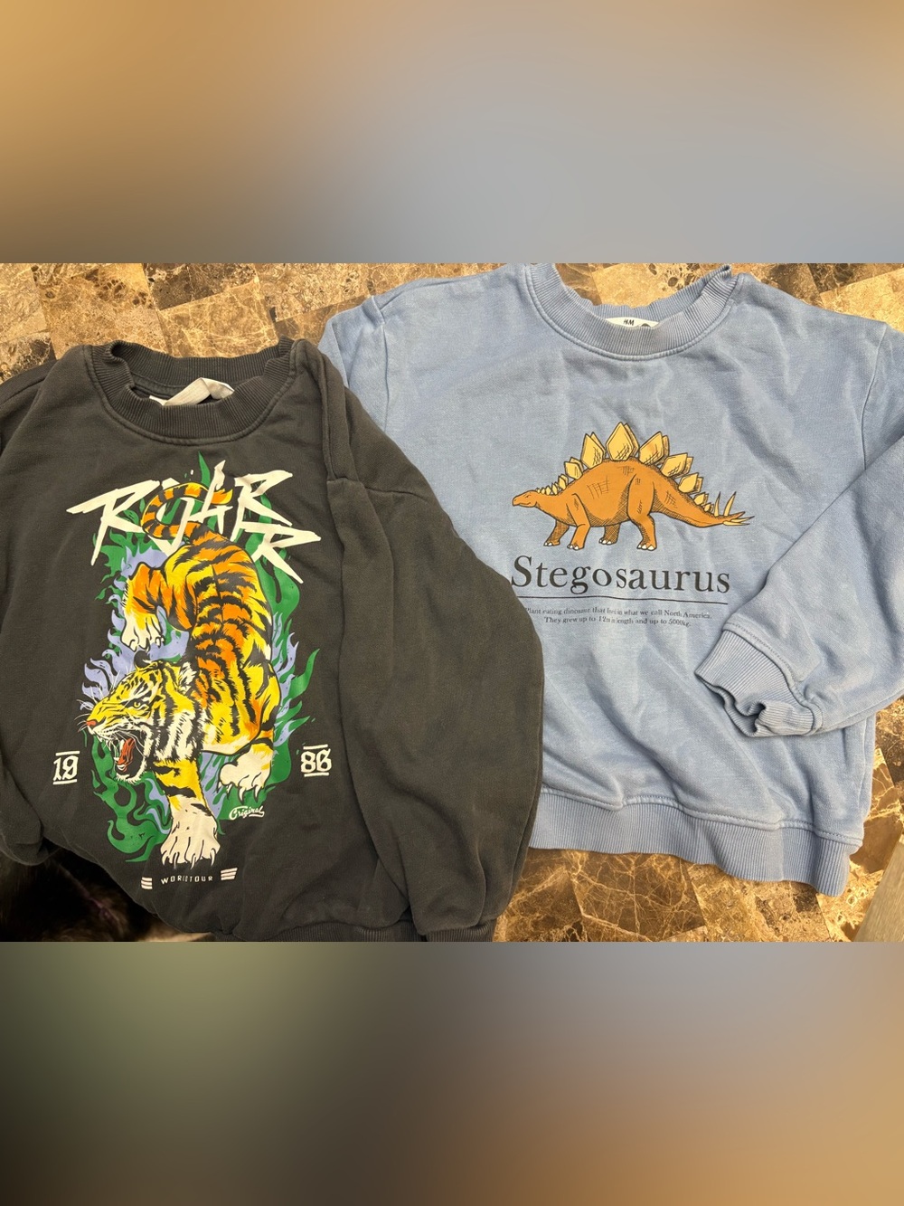 H&M bundles of 2 longsleeve 4-6 years